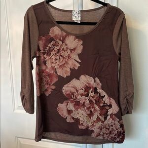 NAIF Brown and Pink Graphic 3/4 Sleeve Blouse